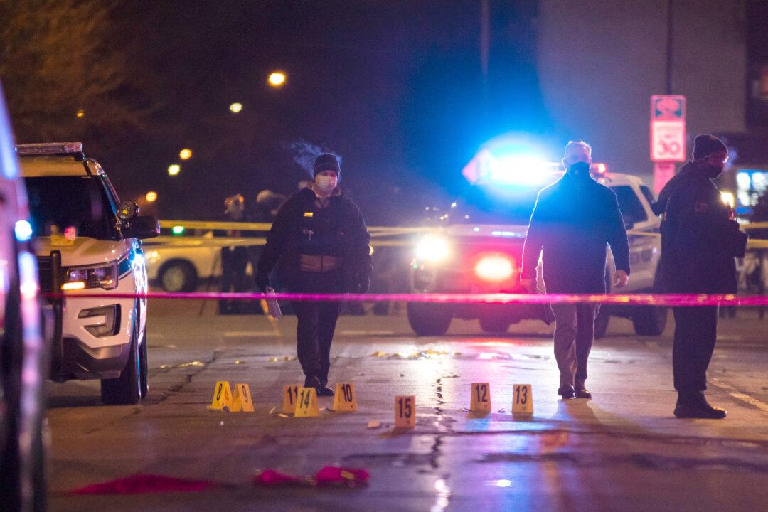 Chicago Shooter Who Killed 3 Posted Social Media Rants