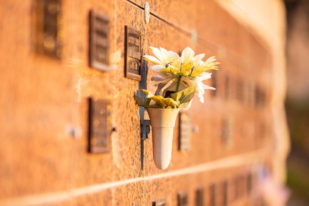 Orange County Mortuaries Overwhelmed but Persevering Amid Pandemic