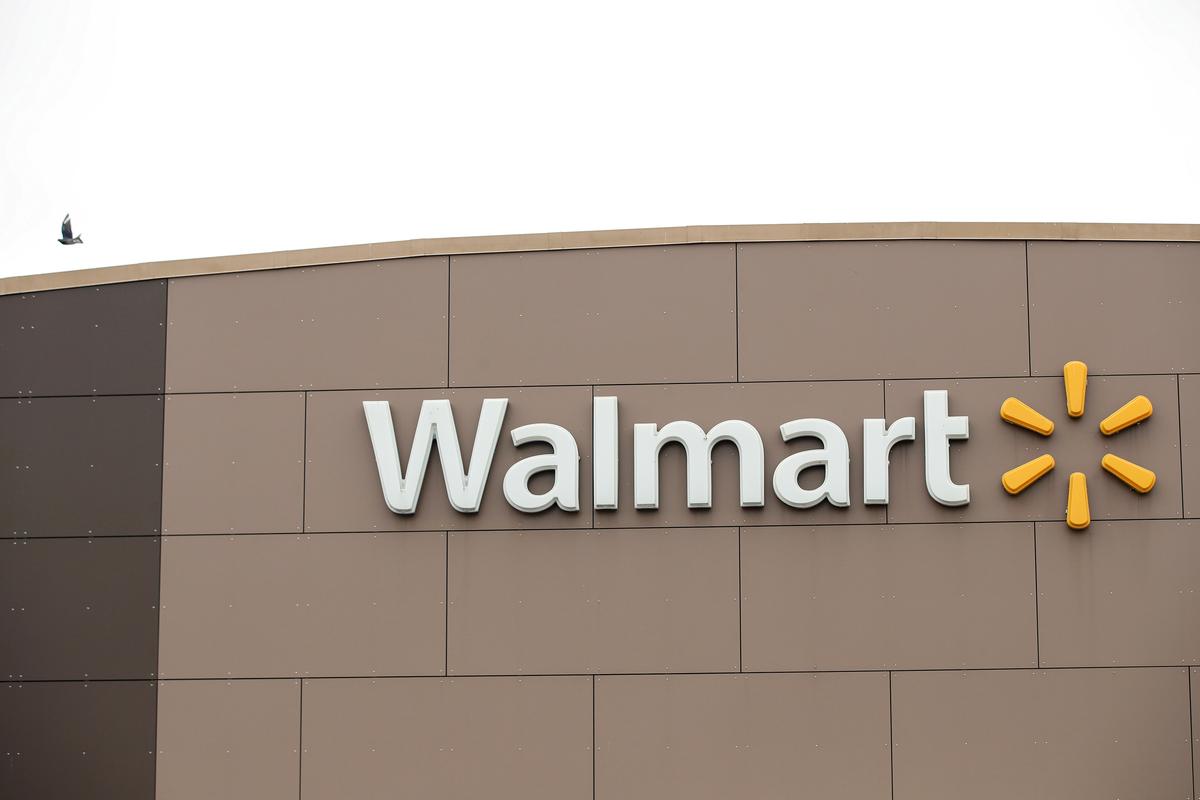 Walmart to Expand Grocery Delivery With Smart Cooler Pilot
