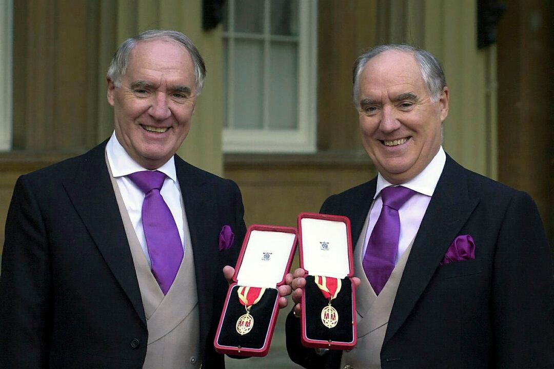 David Barclay, Billionaire Twin Telegraph Owner, Dies at 86