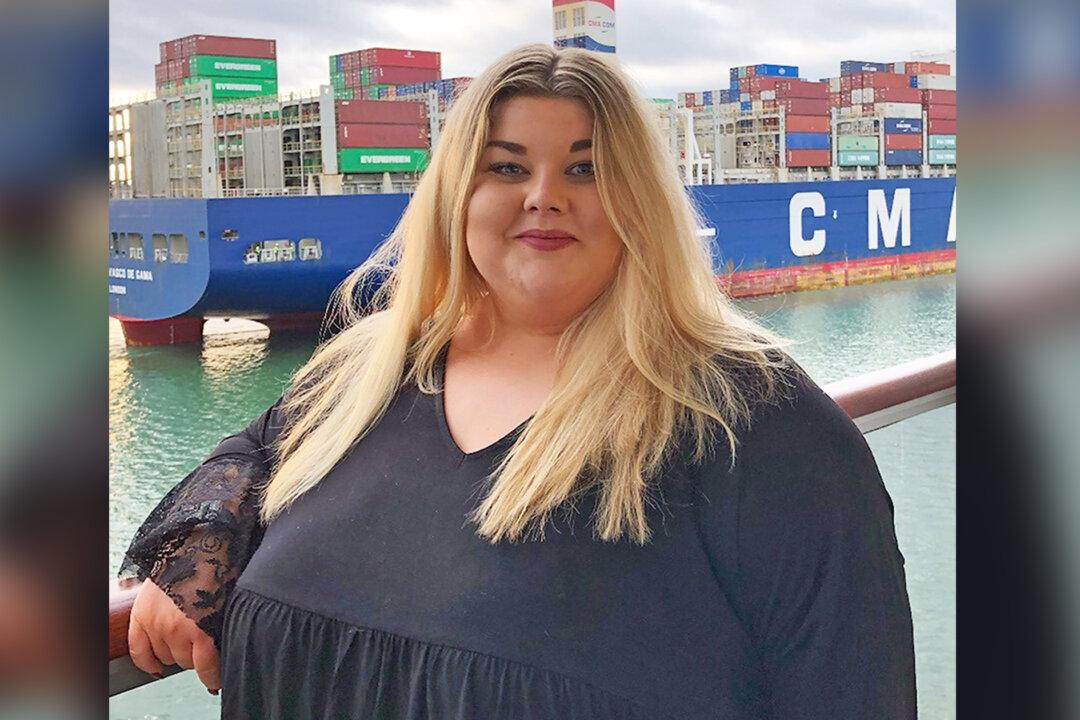 420lb Woman Who Wouldn’t Go Out to Eat Without Googling the Chair Size Loses Over 140lb