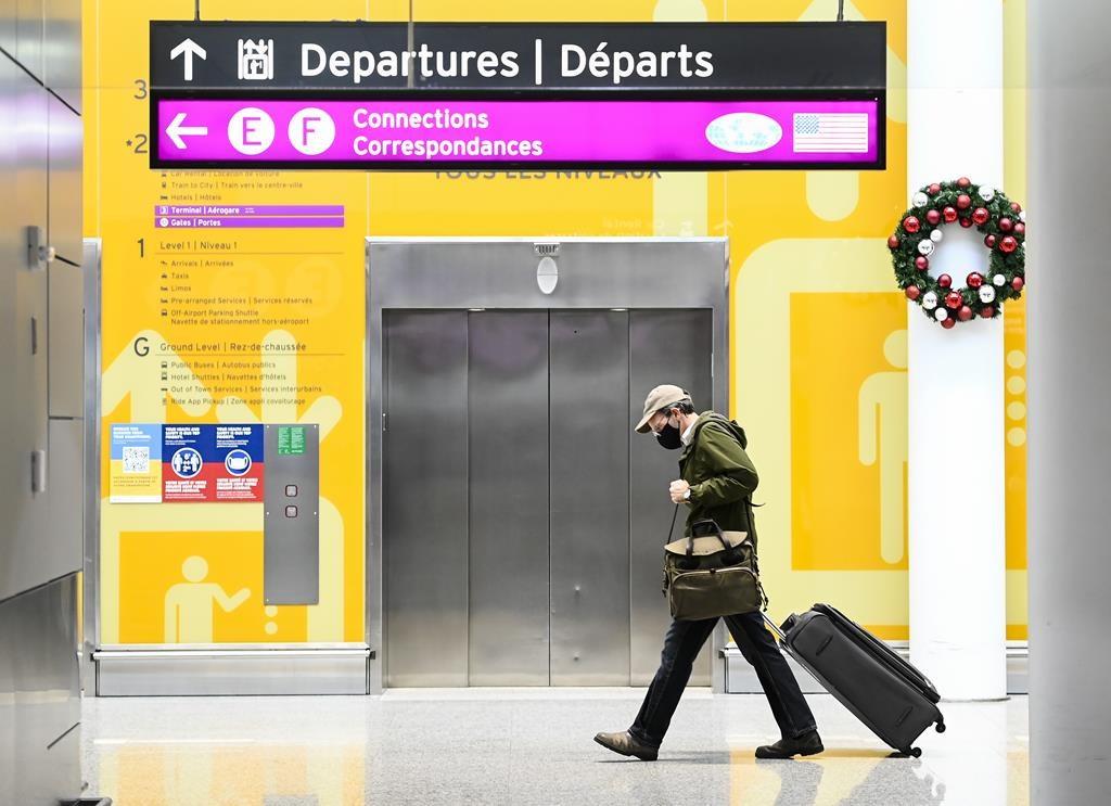 Feds Look at Using Border Data to Find Travellers Applying for Sickness Benefit