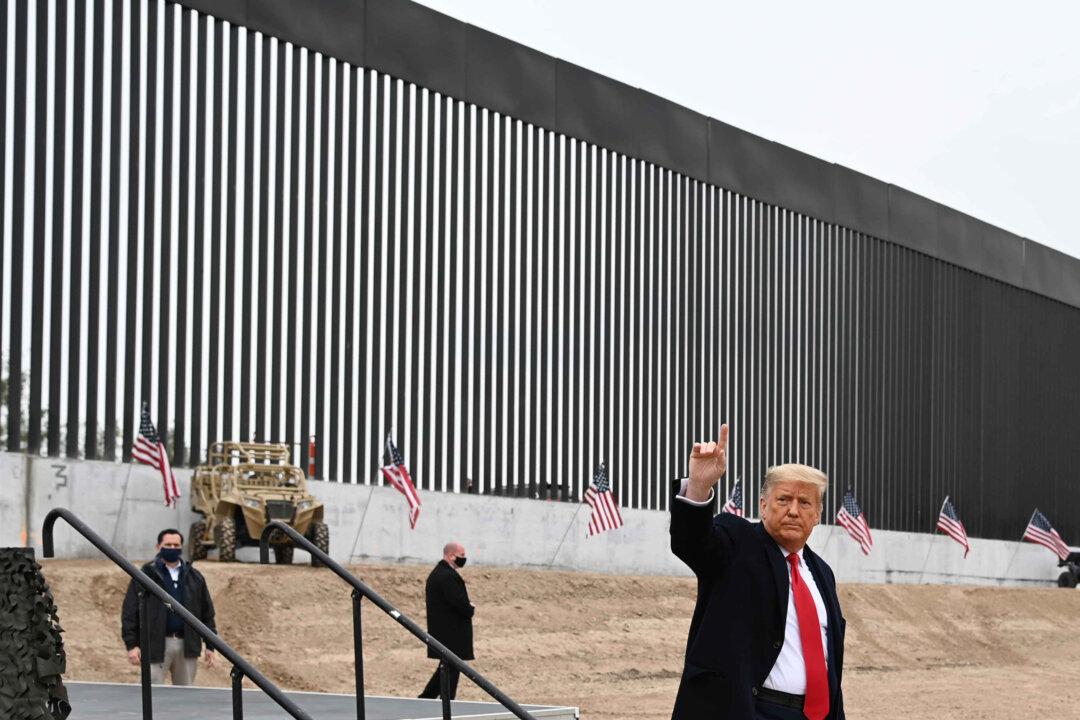 Trump May Visit US-Mexico Border Amid Illegal Immigration Surge, Adviser Says