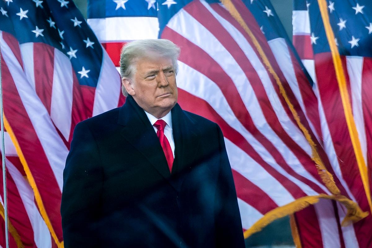 Facebook Refers Trump Account Suspension to Its Oversight Board