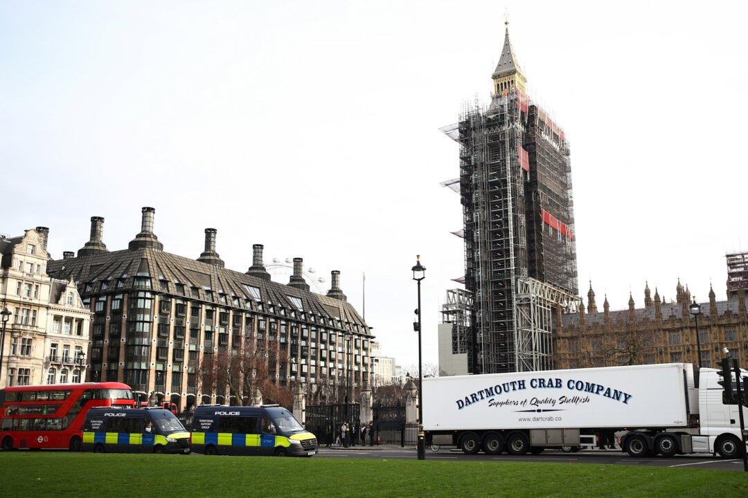 ‘Brexit Carnage’: Shellfish Trucks Protest in London Over Export Chaos