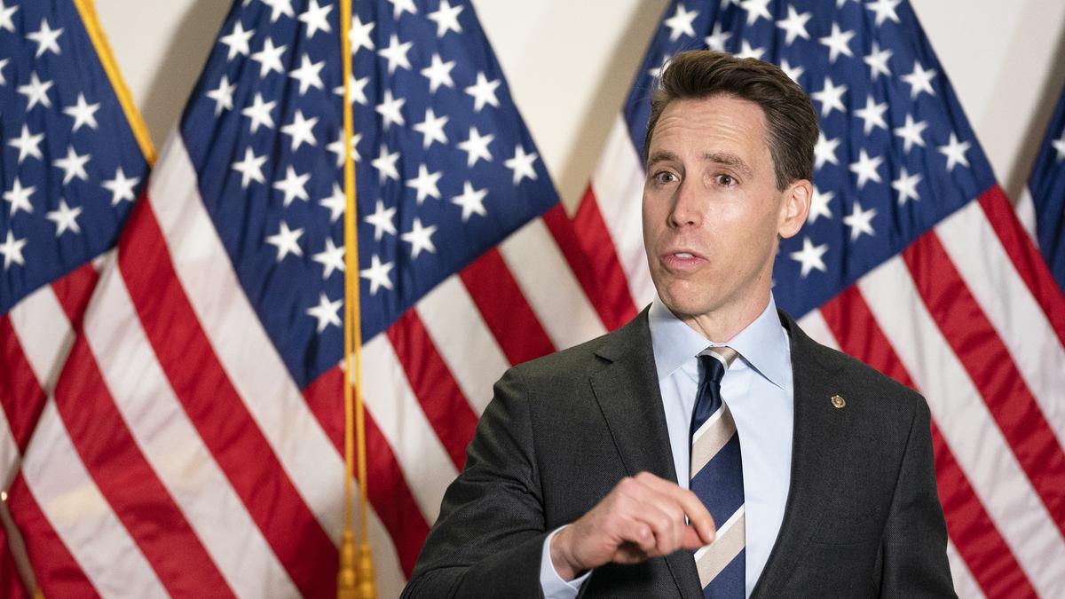 Sen. Josh Hawley’s Florida Fundraiser Canceled by Loews Hotels Over Capitol Breach
