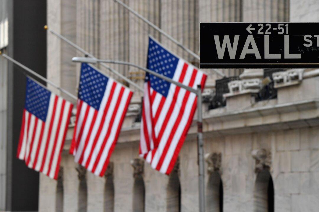 Trump Speeds Up Ban on Chinese Stocks in Final Weeks