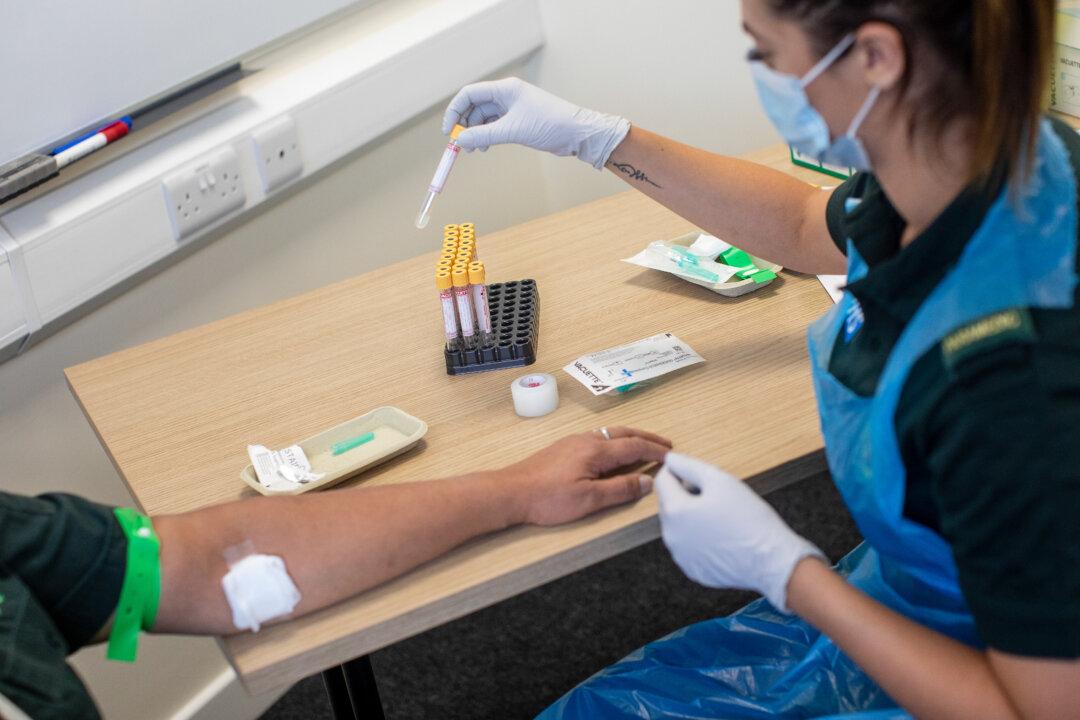 1 in 7 Had CCP Virus Antibodies in England in January: Report