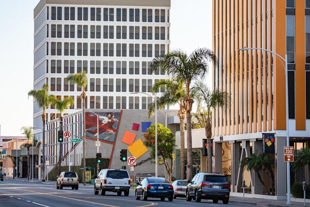 Santa Ana Awards Contracts for South Main Street Corridor Project