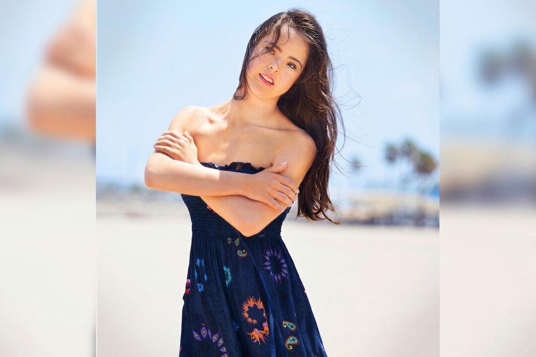 Spanish Model With Down Syndrome Shows ‘There Are No Barriers If You Have a Dream’