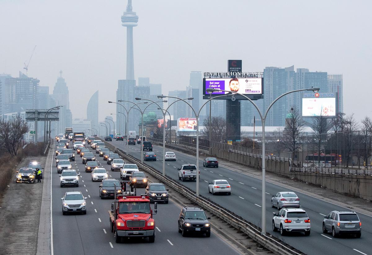 Urban Population Growth Slows, as More Canadians Move out of Big Cities: Statistics Canada