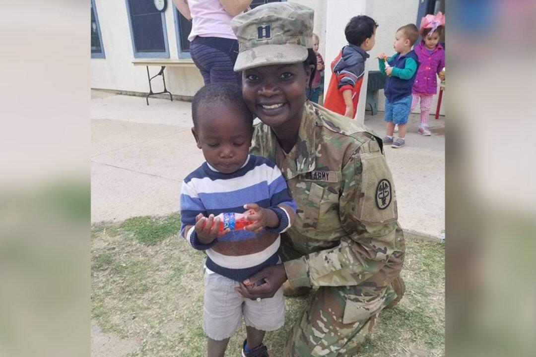 Single Mom and Army Vet Pays Off $87,000 in Debt With 3 ‘Baby Steps,’ Thanks to Good Advice