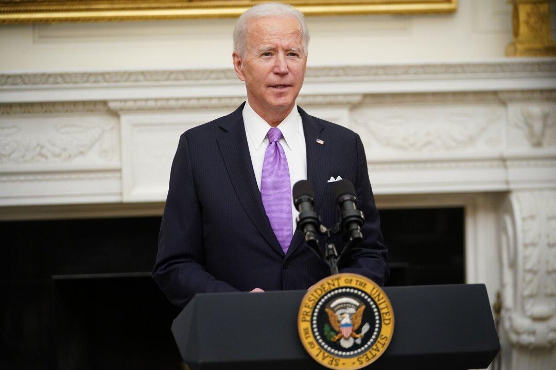 Republican Lawmakers Call for Tough Biden Response After CCP Sanctions Trump Officials
