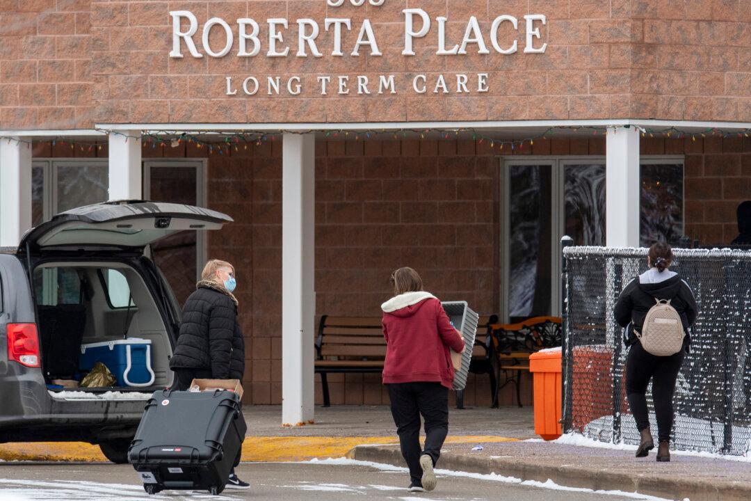 COVID-19 Variant Found at Barrie Long-Term Care Home