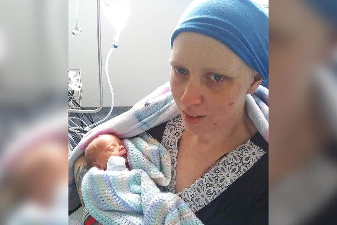 Pregnant Mom With Stage-4 Cancer Refuses Abortion, Risks Own Life by Delaying Treatment