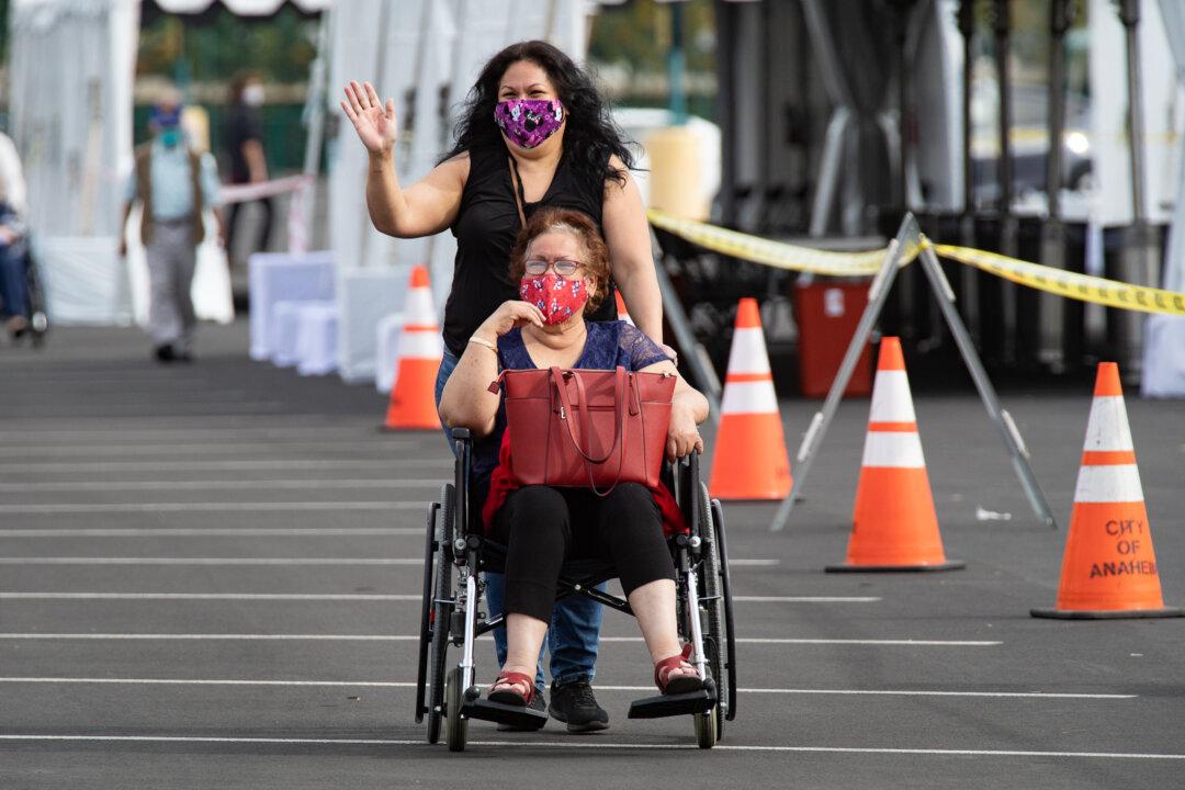 Disneyland Vaccination Site to Become a Drive-Thru Inoculation Hub