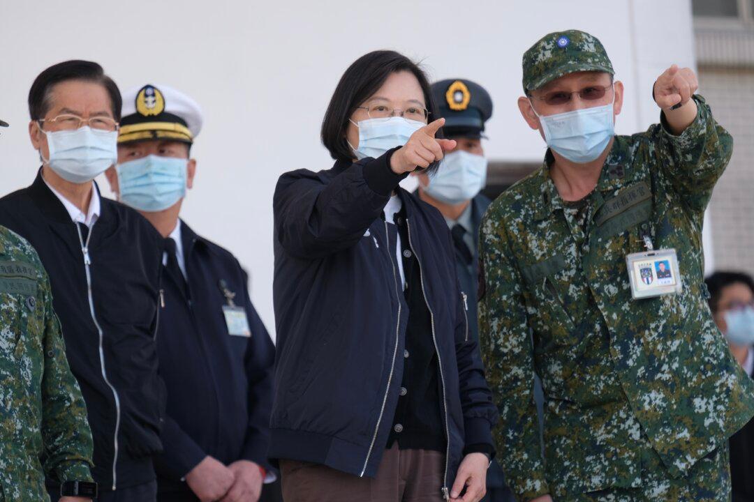 The World Re-Embraces Taiwan