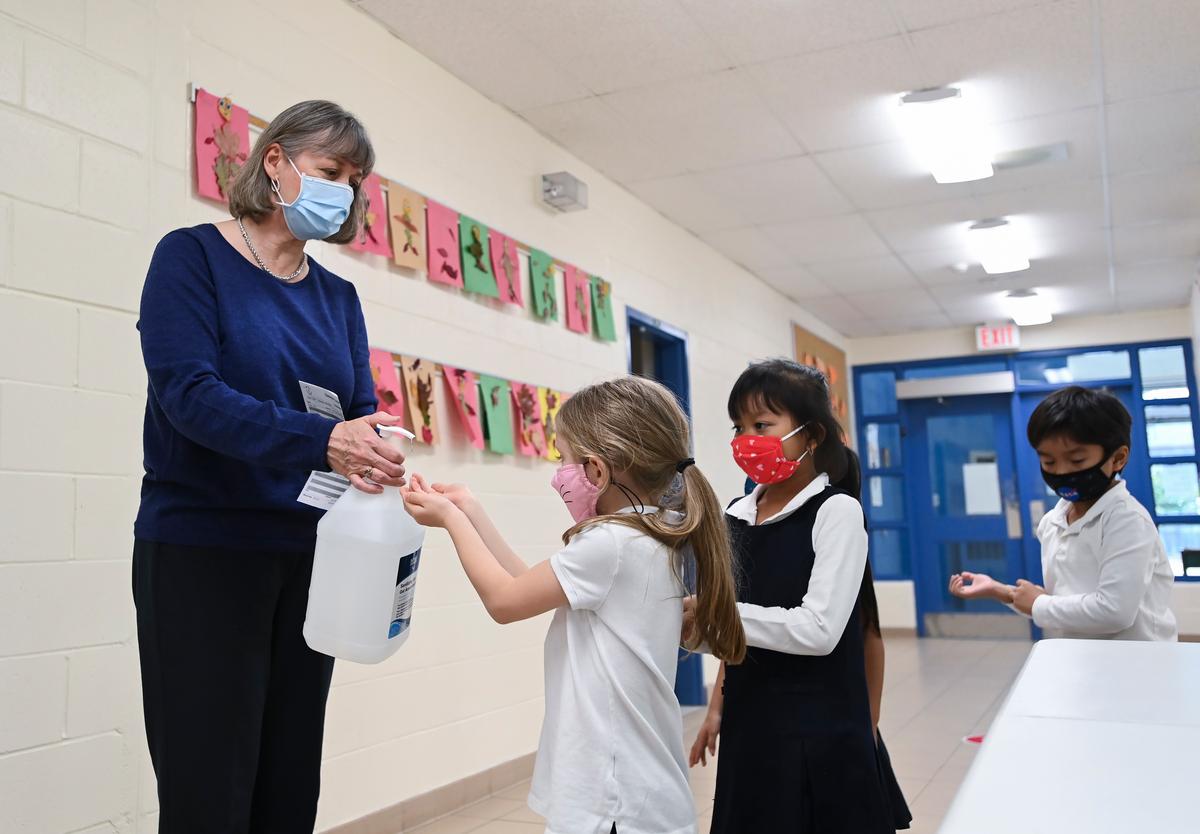 ‘Anti-Microbe’ Hand Sanitizers Distributed to Schools Recalled: Health Canada