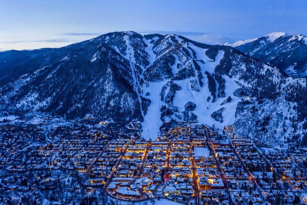 ‘Mountain Retreat for the Liberal Elite’ Holds Invitation-Only Summit on ESG