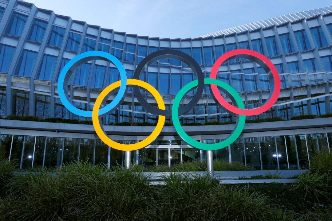 Canadians Ambivalent About the Value of Hosting International Sporting Events: Report