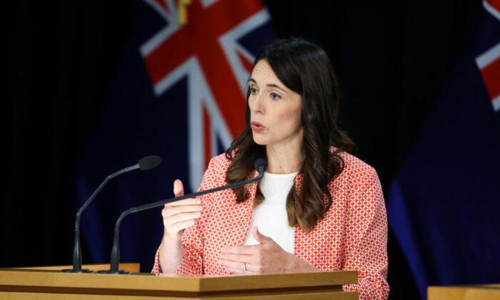 New Zealand Signs Deal With China to ‘Upgrade’ Free Trade Treaty