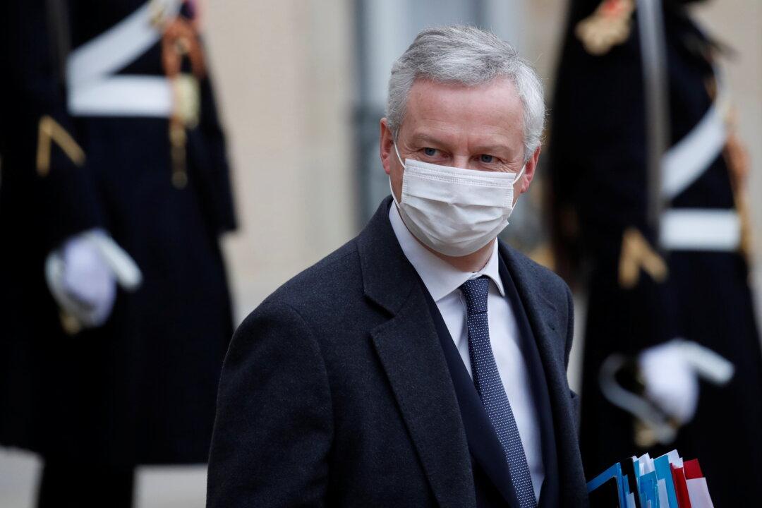 French, US Finance Chiefs Agree to Push Cross-Border Tax Reform