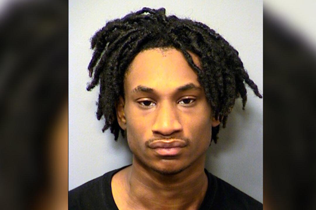 Teen Faces 6 Murder Counts in Shootings at Indianapolis Home