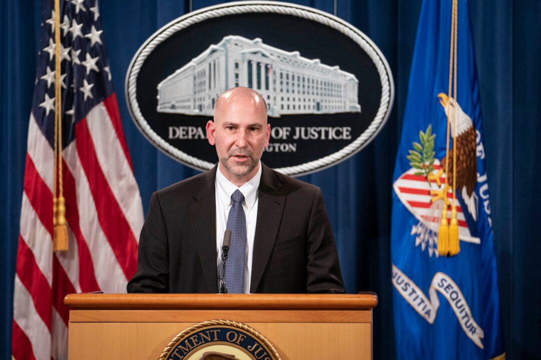 FBI Had Multiple Informants in Jan. 6 Crowd: Former Official