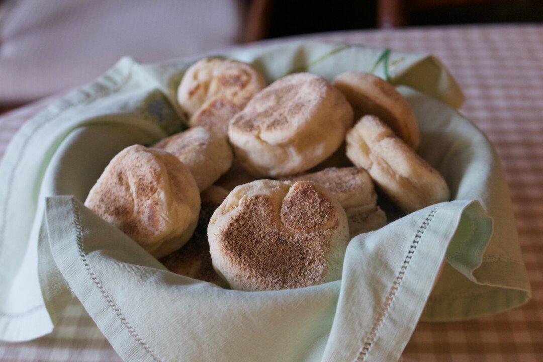 Buttermilk English Muffins