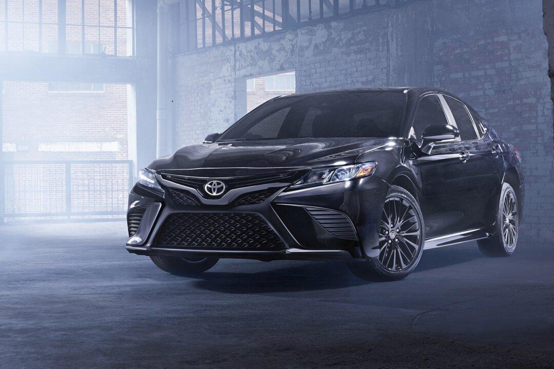 2021 Toyota Camry SE Nightshade Edition AWD