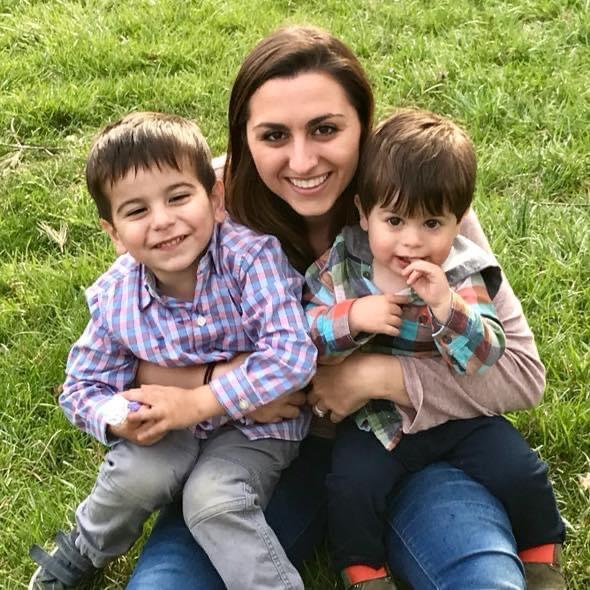 Jessica Martinek Cakmakli, a mom of three, has shared a "parenting hack" for locating missing kids in public places. (Courtesy of <a href="https://www.tiktok.com/@jesmartini">Jessica Martinek Cakmakli</a>)