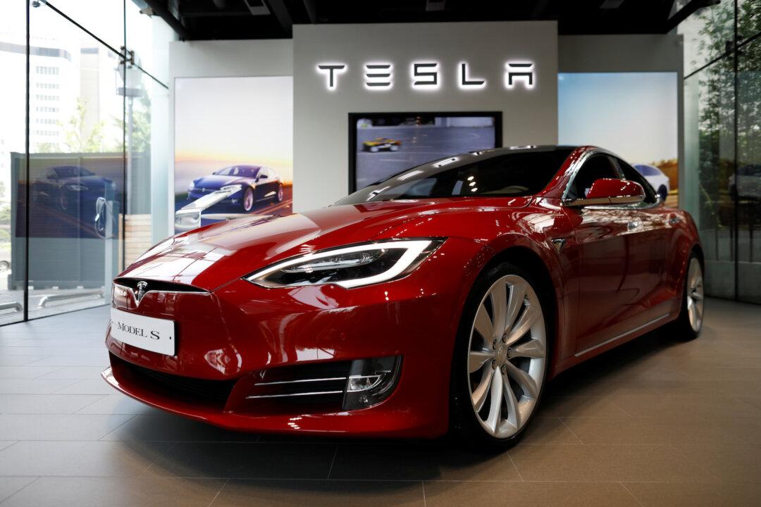 Tesla to Recall 135,000 US Vehicles Under Pressure From Auto Safety Regulators