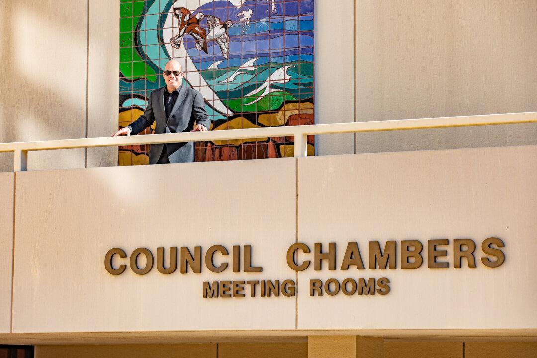 Huntington Beach Fails to Choose Replacement for Tito Ortiz