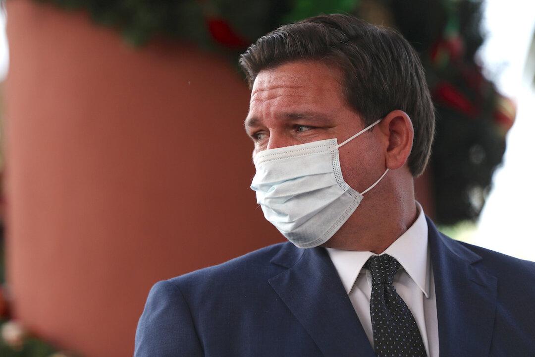 DeSantis: Florida Inmates Won’t Get COVID-19 Vaccines Before Seniors
