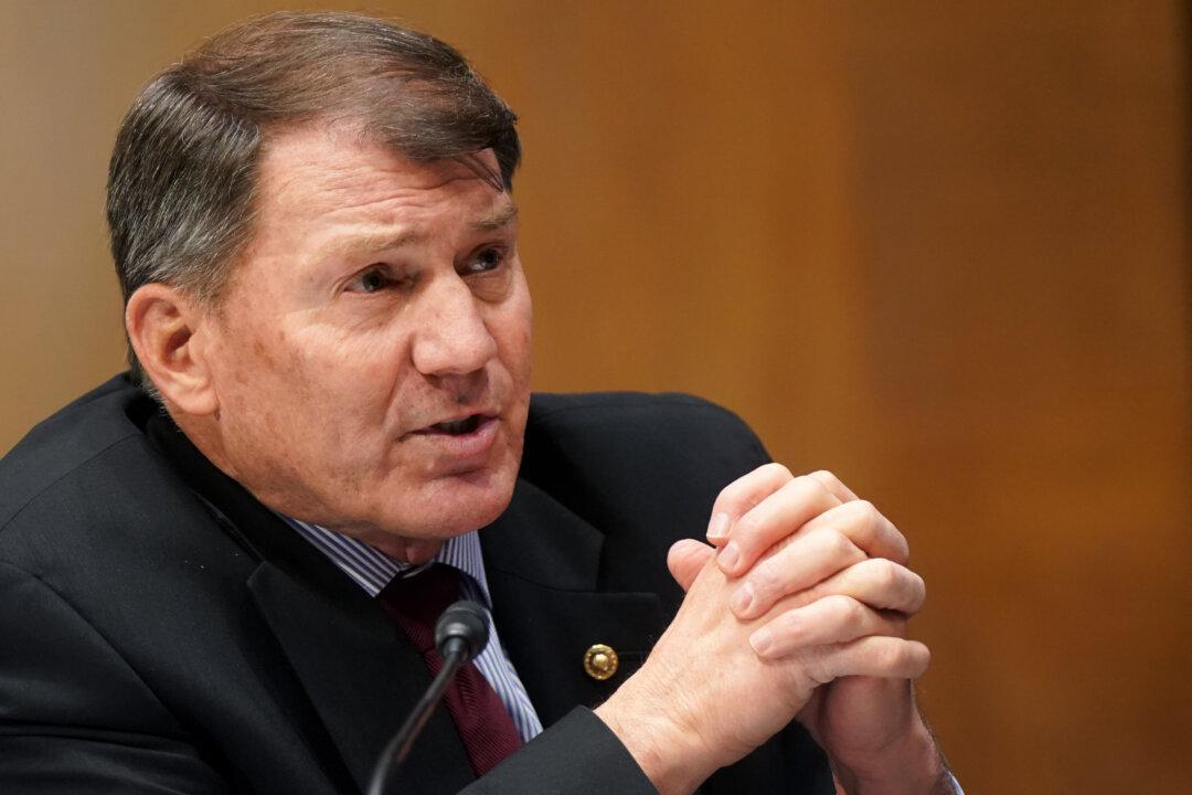 GOP Senator: Democrats’ COVID-19 Relief Bill Not Targeted Enough