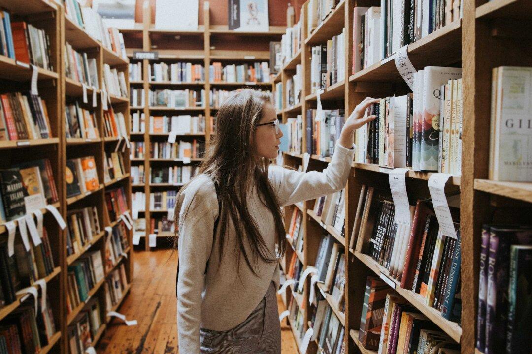 College Ahead: How Can I Improve My Child’s Chances for Financial Aid?