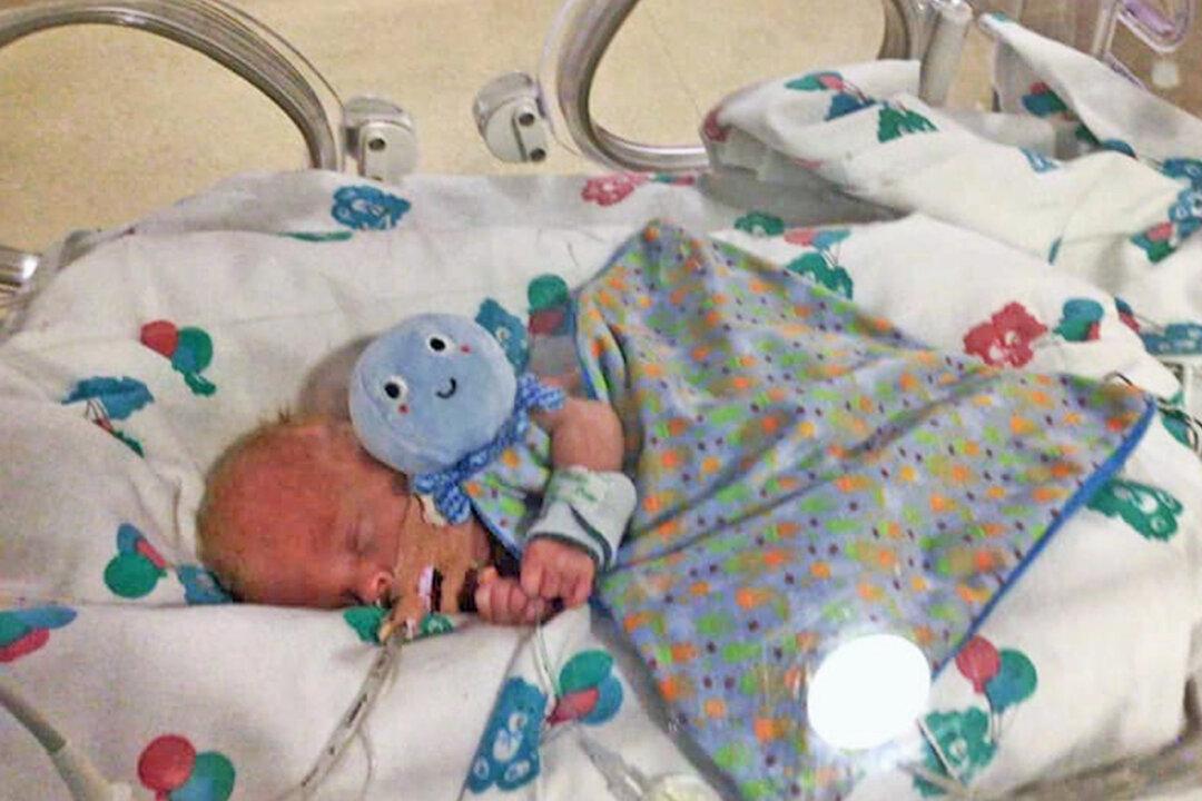 Preemie Weighing Less Than 2lb Beats E.coli, Sepsis, and COVID-19 in First 2 Months of Life