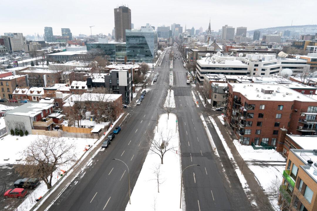 Quebec Judge Sides With Hasidic Jews, Changes COVID Rules on Religions Gatherings