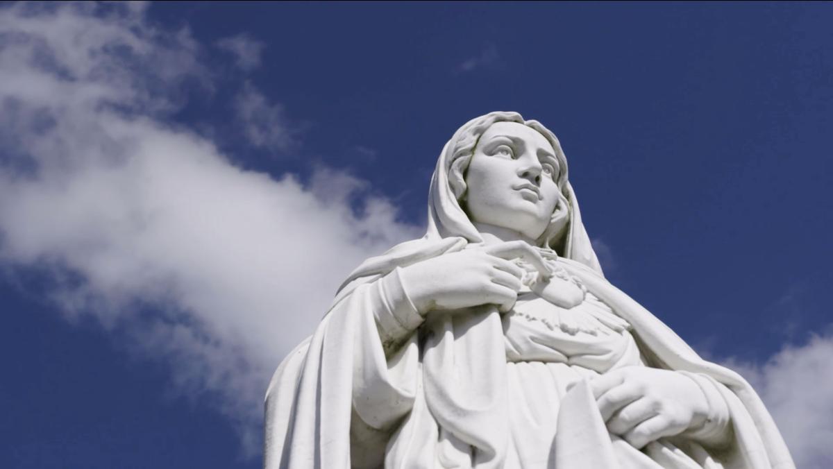 Queensland Government Backs Young Girl’s Push for More Public Female Statues