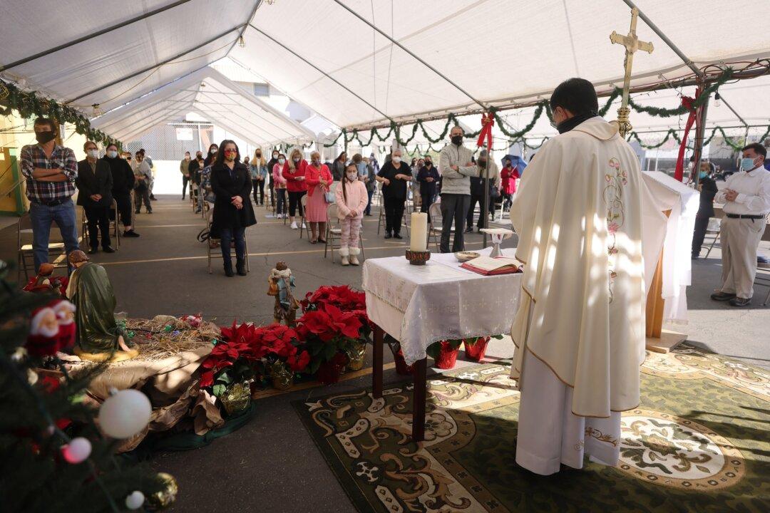 Supreme Court Ruling Clears Way for Indoor Worship Services in California