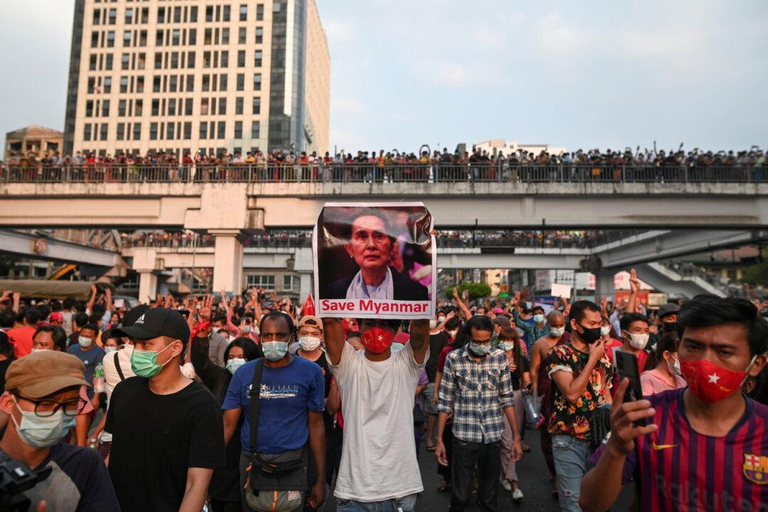 Tens of Thousands Protest Burma Coup Despite Internet Ban