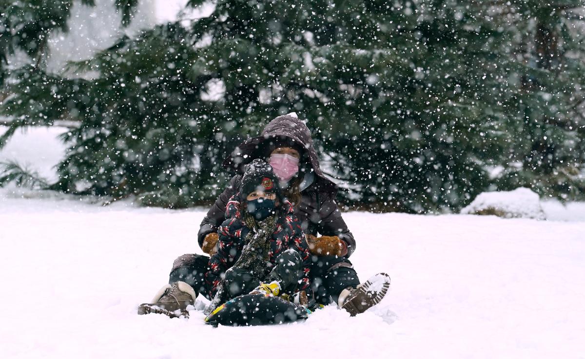Second Major Snowstorm in a Week Blankets Northeast