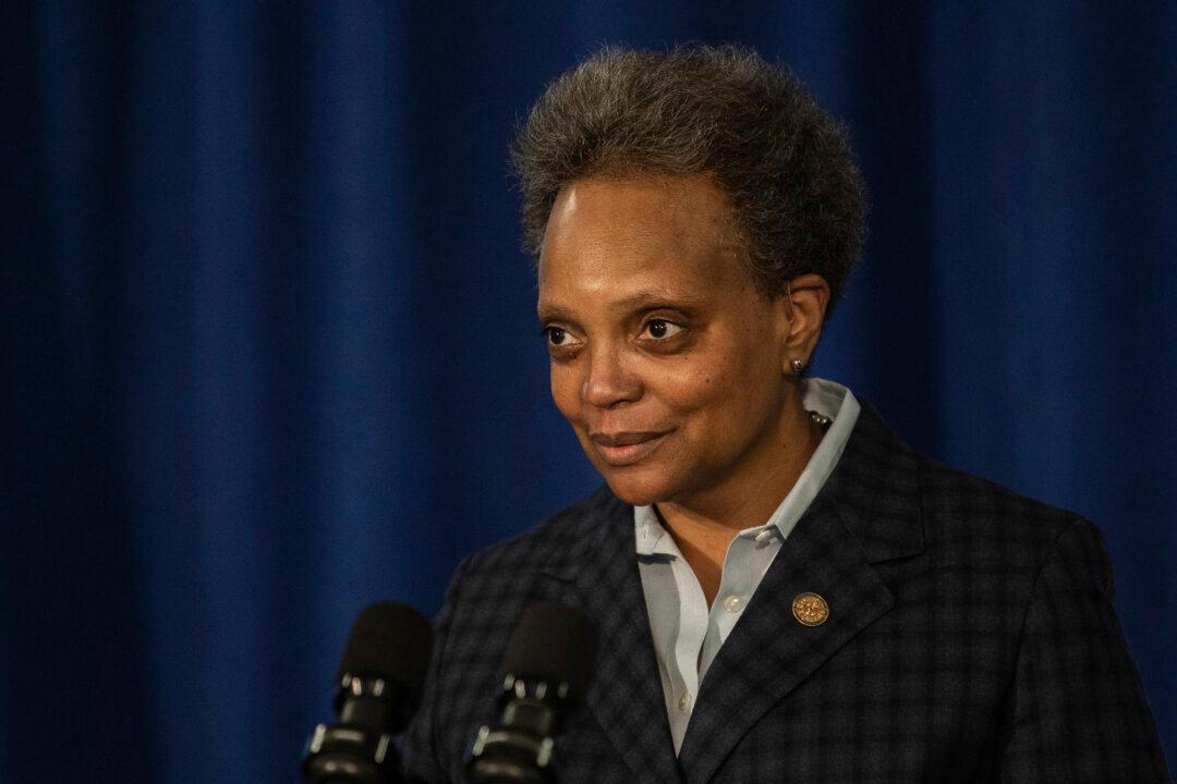 Chicago Police Union Approves No-Confidence Vote Against Mayor and Police Chief