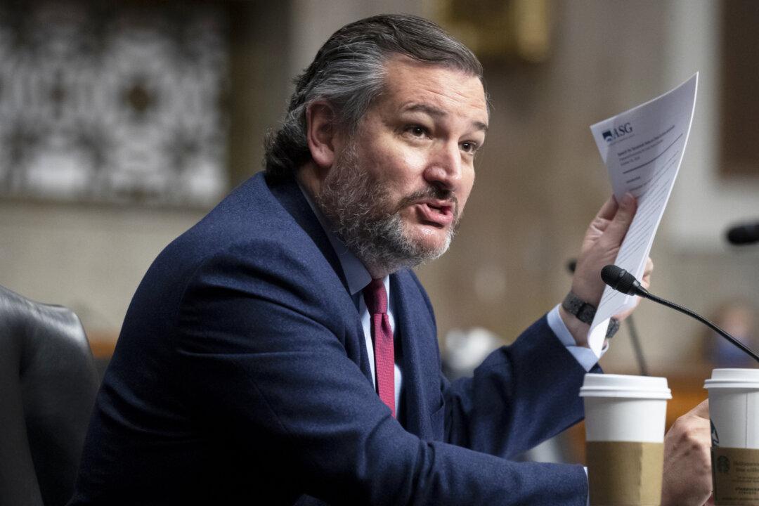 Cruz Condemns WHO for Parroting CCP Narrative That COVID-19 Didn’t Originate in Wuhan Lab