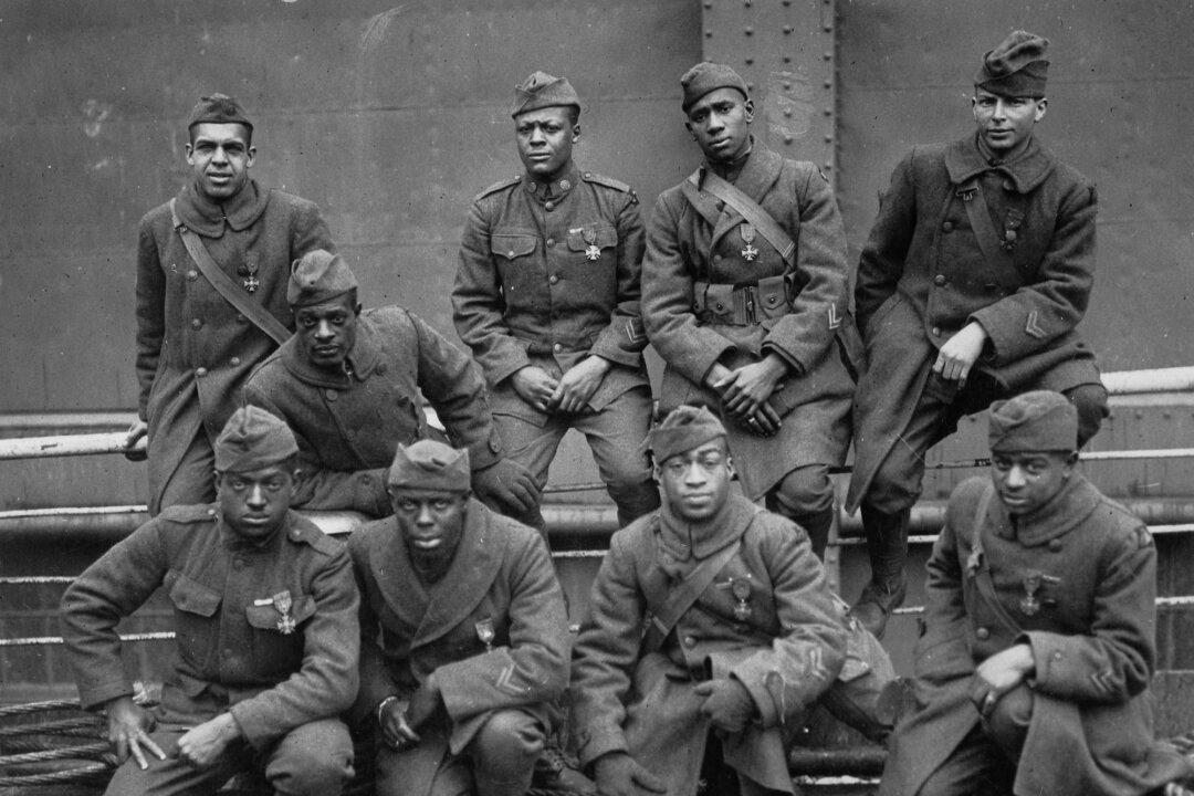 The Harlem Hellfighters: The Incredible Story Behind the Most Decorated US Regiment in WWI