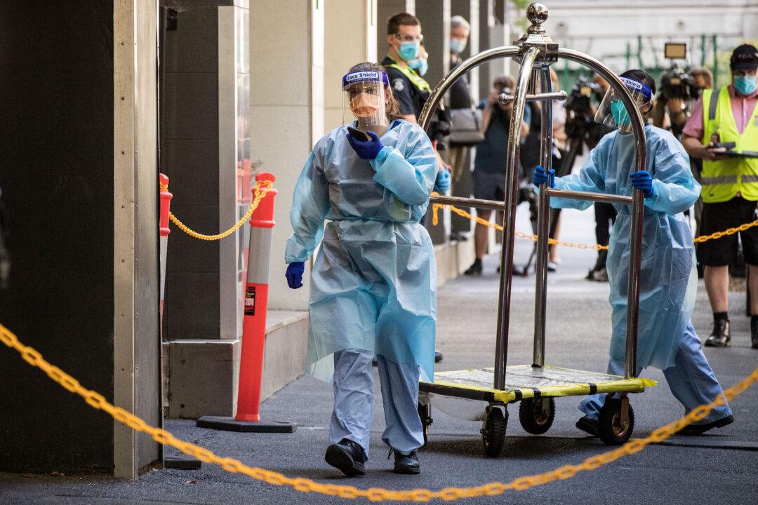 Halving Close Contact Isolation ‘Sensible’ in Areas of High Vaccination: Australian Epidemiologist