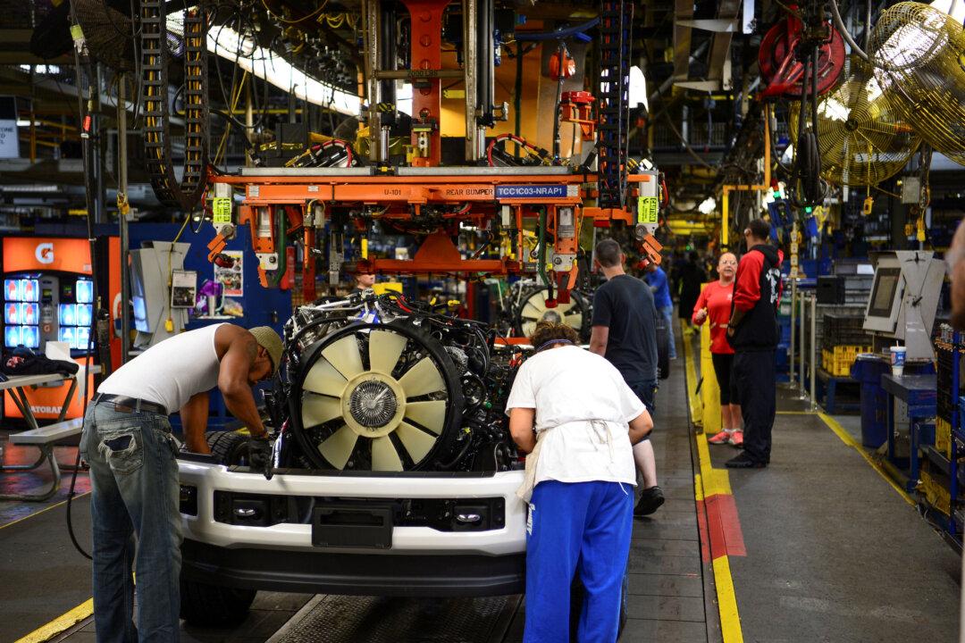 Ford Latest Automaker to Shut North American Plants on US Winter Weather
