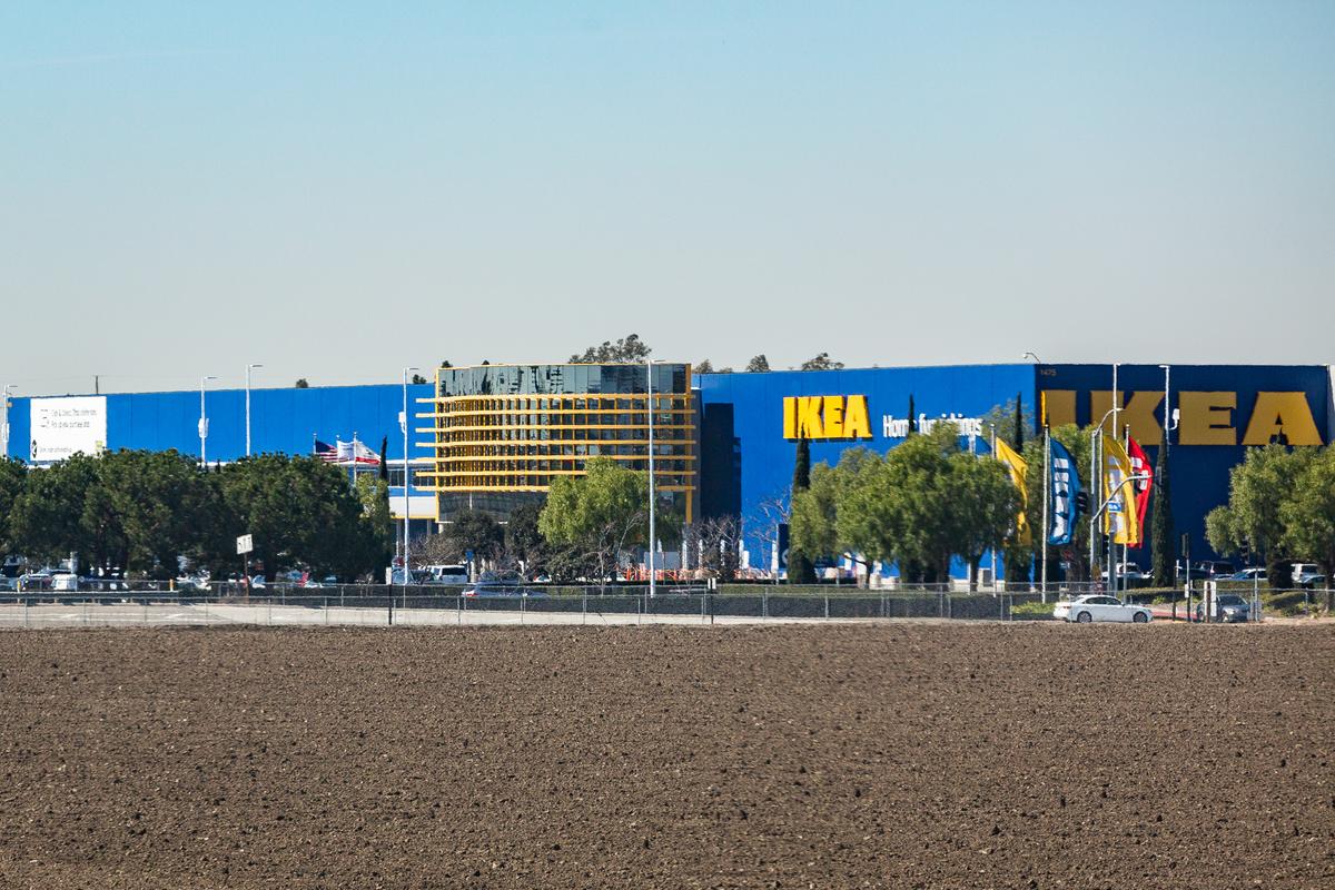 Costa Mesa Gets Help from IKEA Furnishing its New Homeless Shelter