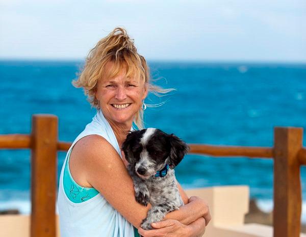 For Dog Lovers: ‘The Dog Lady of Mexico‘