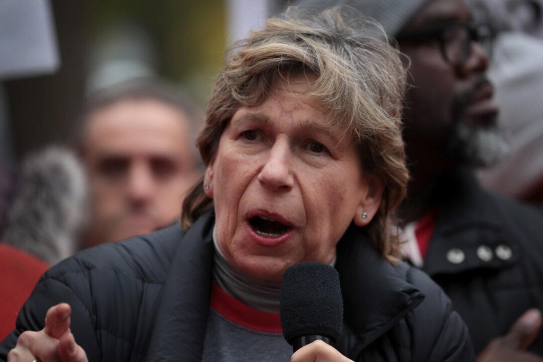 Teachers’ Union Head Defends Teaching of ‘1619 Project,’ Critical Race Theory in Schools